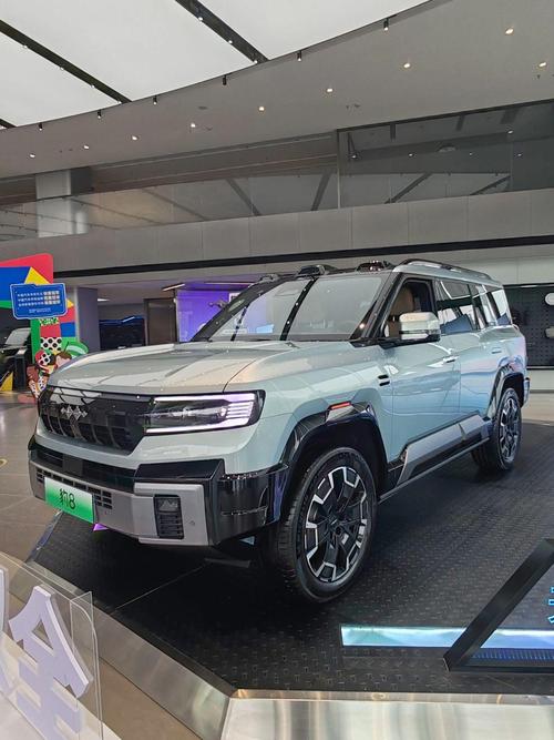 广州越秀区元浪展企业管理咨询比亚迪方程豹硬派越野的爆款，英菲尼迪35周年与你共成长